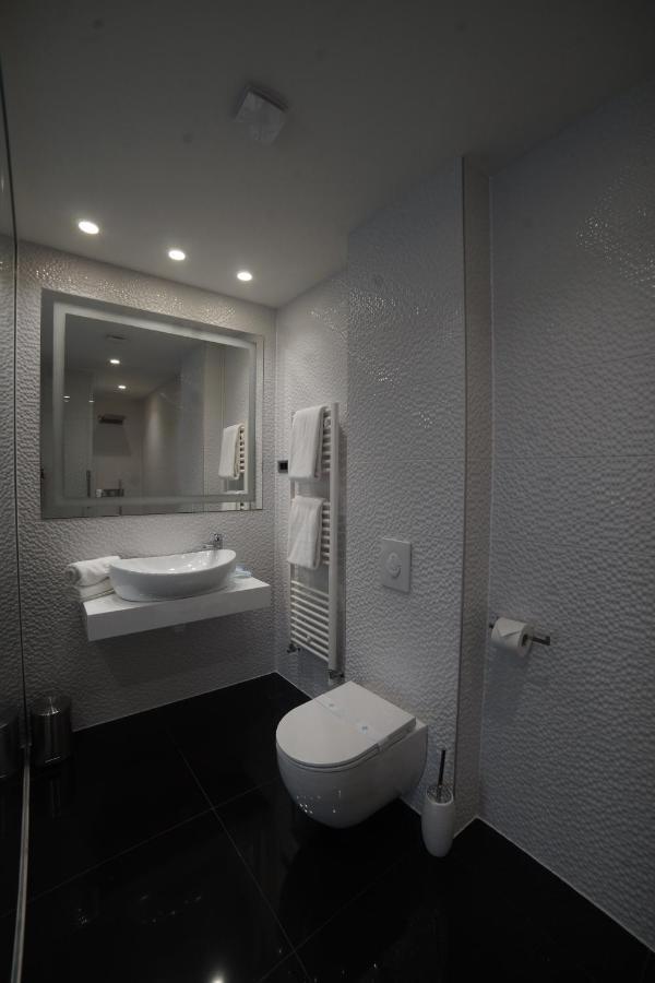 Hotel Forty Two Block A à Zagreb Extérieur photo